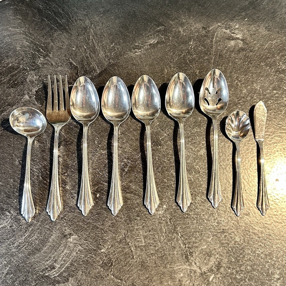 Vtg Reed & Barton Sarajevo Flatware 86 Pc, 8 Person Service, Hostess & Extras - Picture 12 of 16